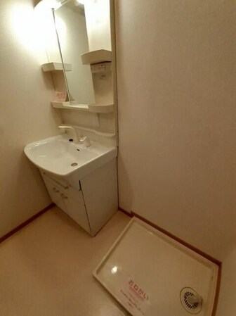 ナッツベリーハウス Aの物件内観写真